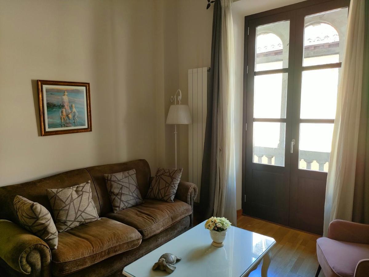 Apartamento Nueva Del Santisimo Granada Kültér fotó
